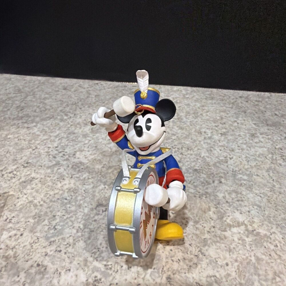 Bandleader Mickey Hallmark Ornament - Mickey Holiday Parade - 1997 #1 in Series - Picture 2 of 5